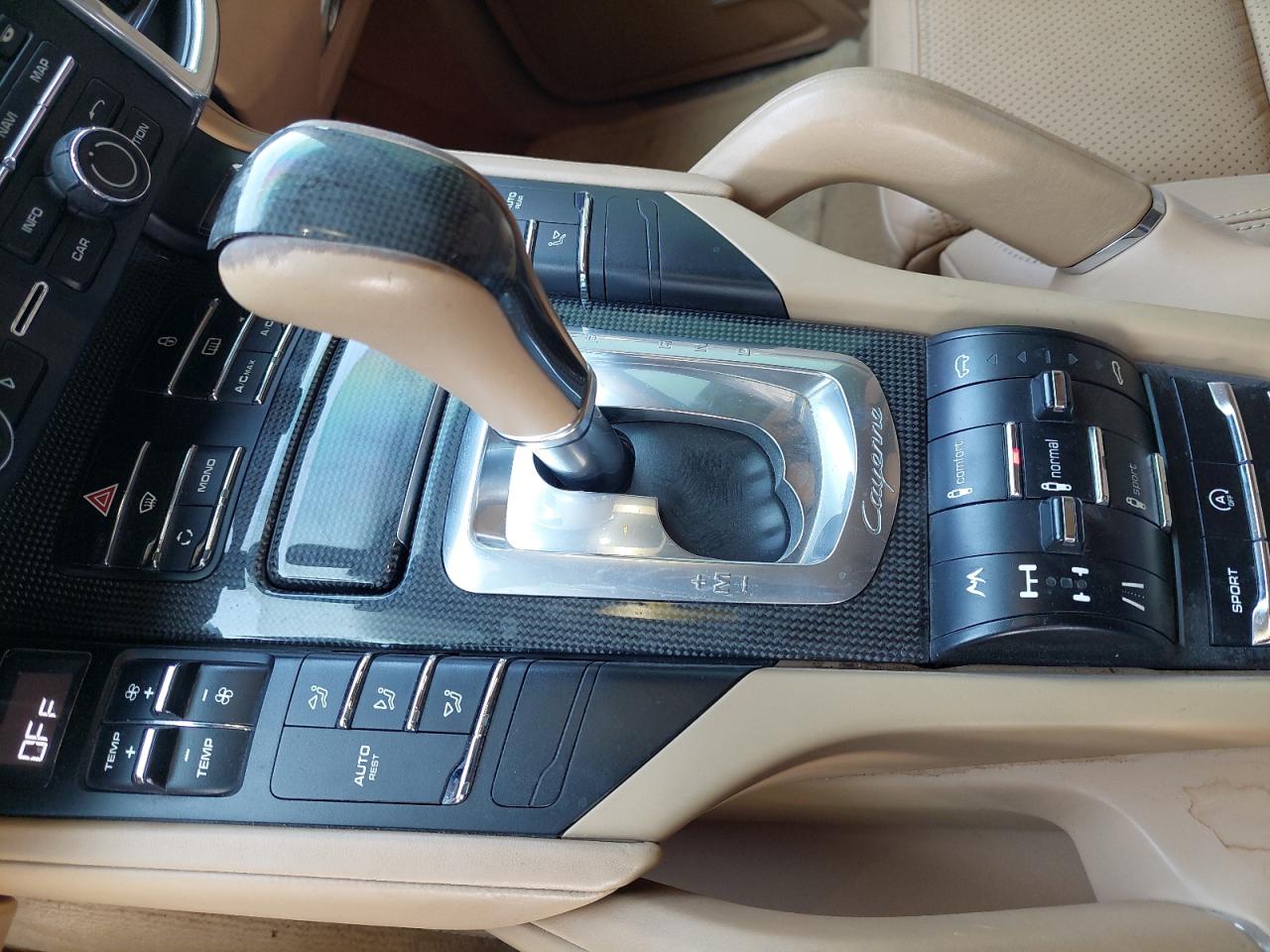 2013 Porsche Cayenne GT