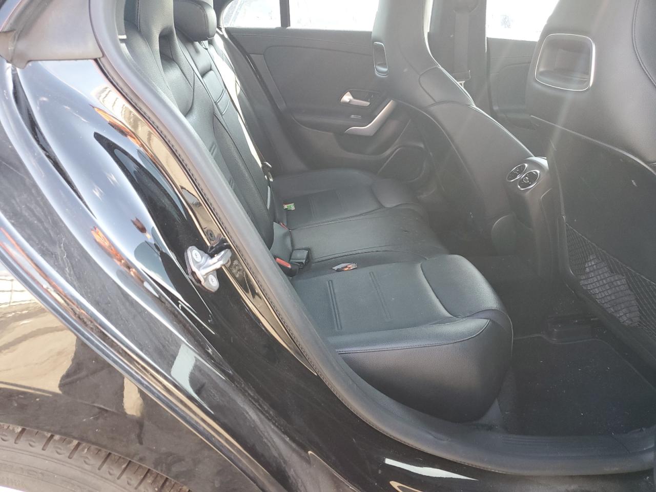 MERCEDES-BENZ CLA 250 4MATIC