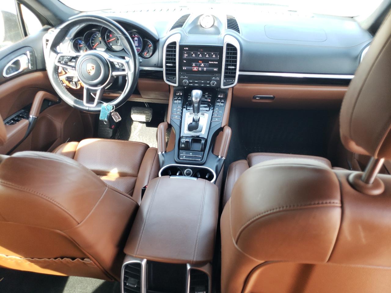 2018 PORSCHE CAYENN