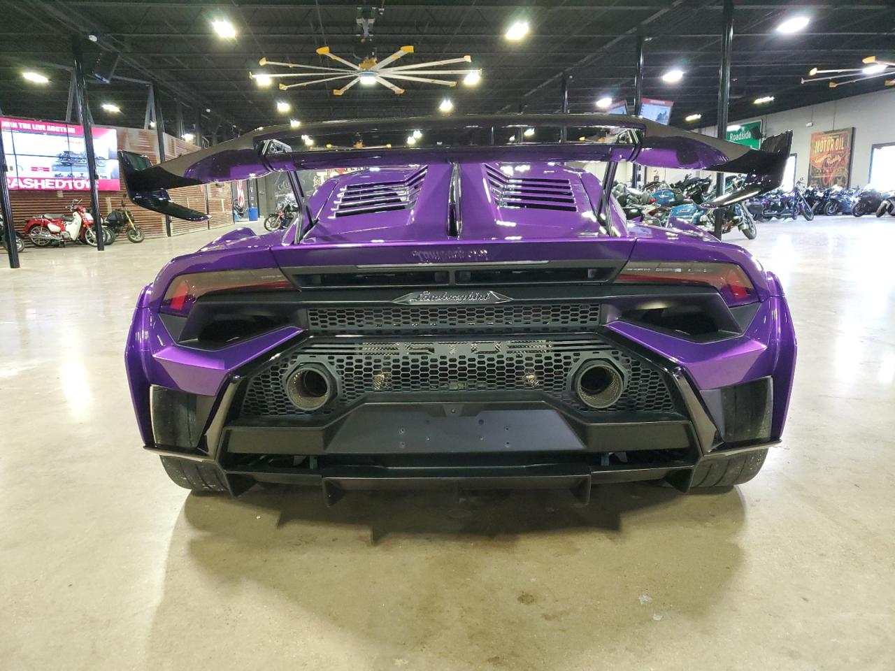 2023 LAMBORGHINI HURACAN STO