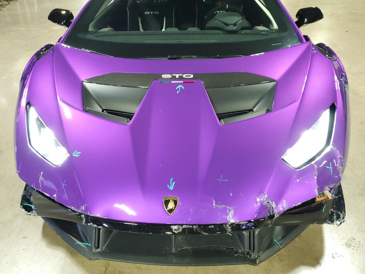 2023 LAMBORGHINI HURACAN STO