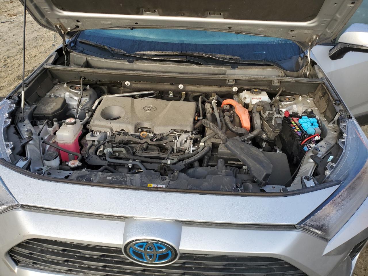 2020 TOYOTA RAV4 XLE