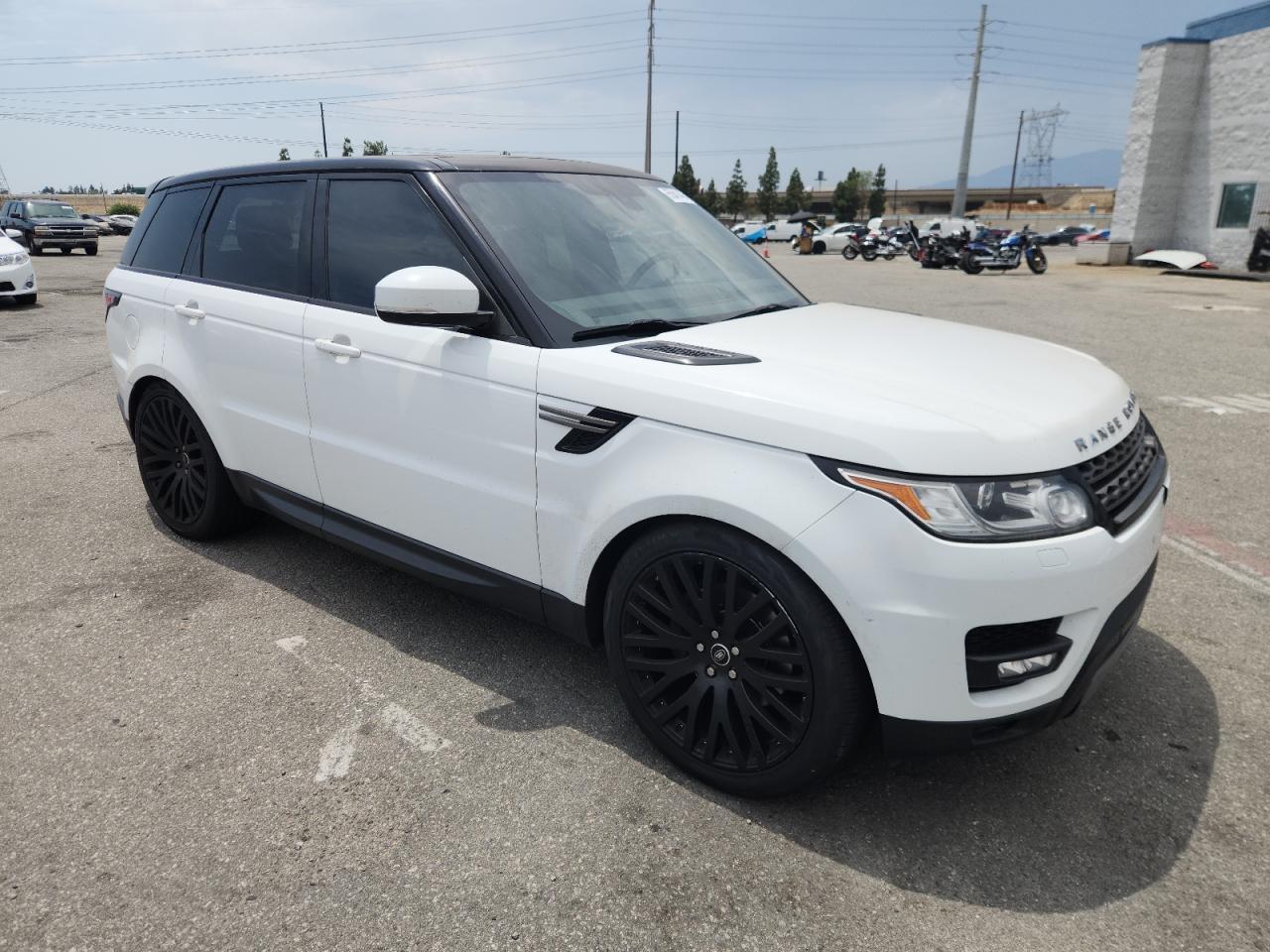 2014 LAND ROVER RANGE ROVER SPORT SE