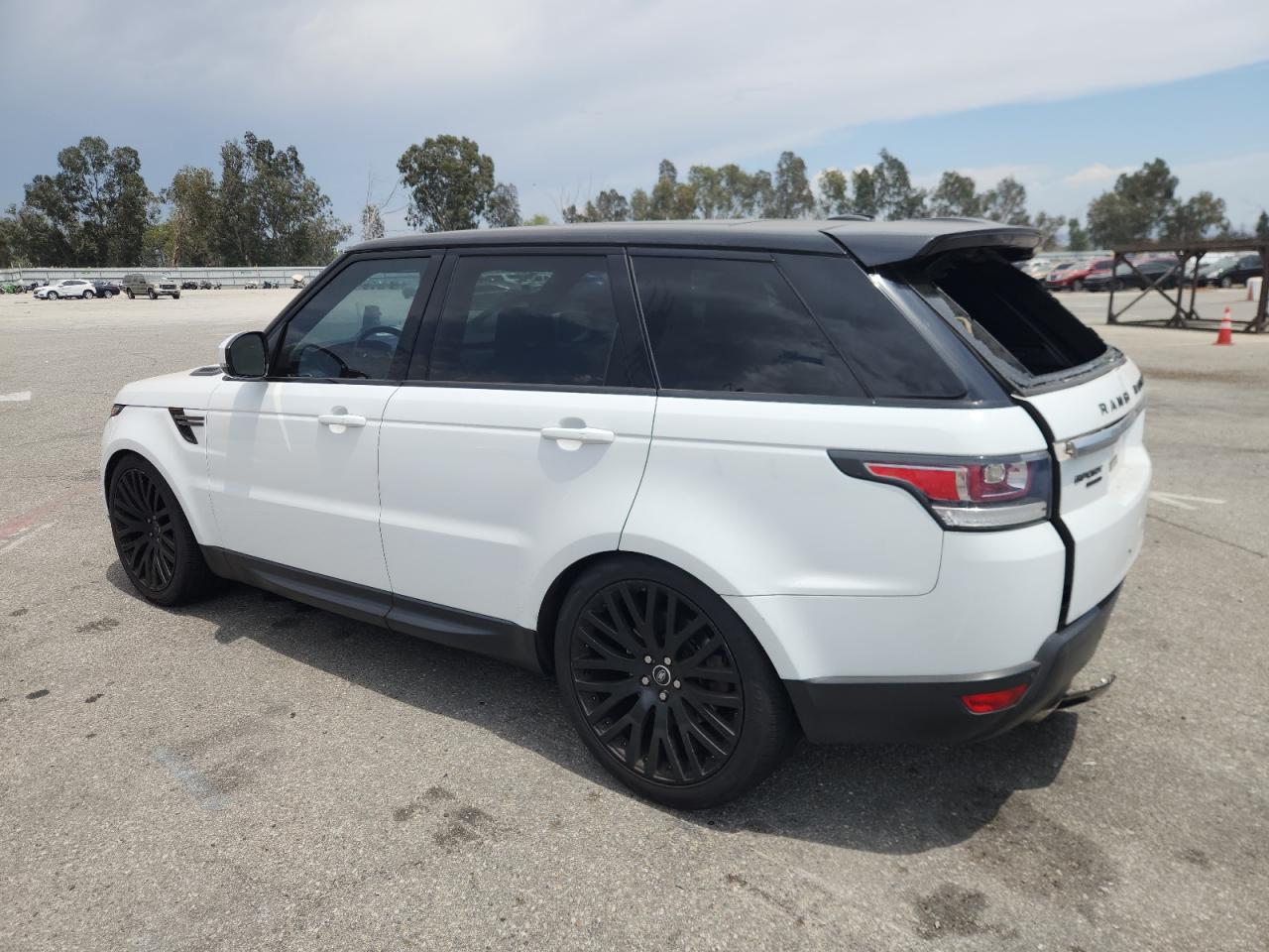 2014 LAND ROVER RANGE ROVER SPORT SE