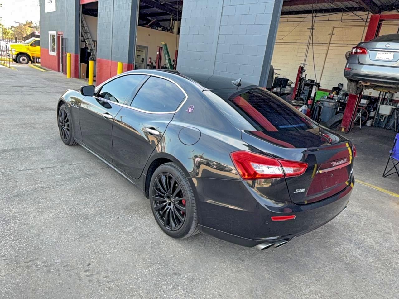 2017 MASERATI GHIBLI S